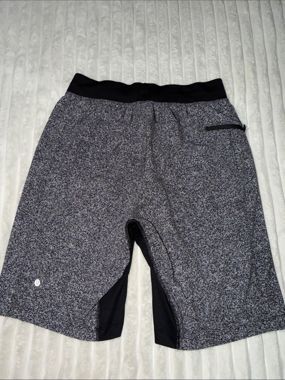 Lululemon T.H.E. Short *Linerless 11" | Size Medium Men - Picture 8 of 10